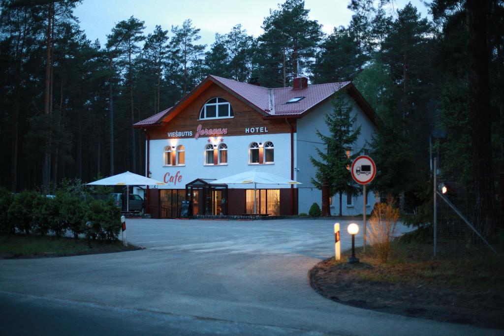 Hotel Jerevan Druskininkai Exteriér fotografie